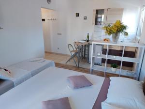 Studio apartman I&R
