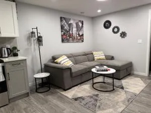 Relax, Recharge, Repeat 2Bedroom Walkout Haven - YYC