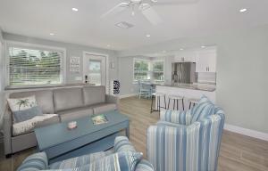 Cozy Cottage by Sun Palace Vacations