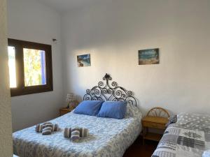 La Huida Chalet con piscina junto al mar