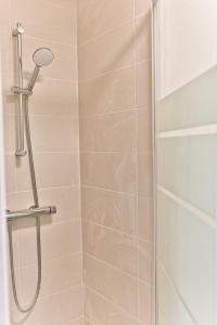 Appartements Charming little studio close to Paris- III : photos des chambres