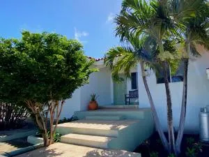 Mila's Authentic Family Getaway Aruba - Paraguaná