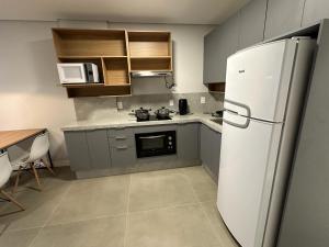 Studio completo a uma quadra da Beira Mar Norte