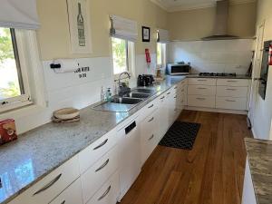 Countryside Retreat- DS Holiday Home