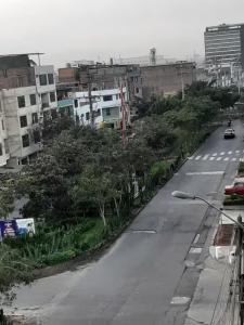 Acogedora y centrica habitacion a 5 minutos de Plaza norte