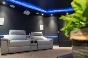 Premium Cayenne Apartment - Private Cine & SPA - Saül