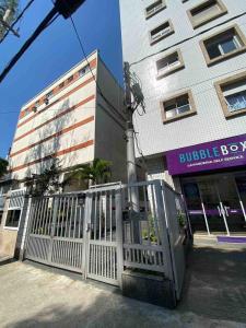 Apartamento moderno vista para o mar