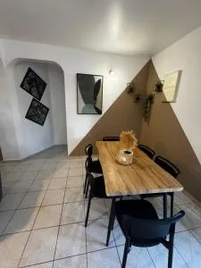 Maison familiale et confortable - 戈亚夫