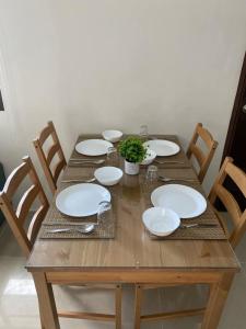 Fully Furnished 1BR Condo