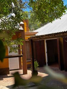 Calida casa a metros de la playa