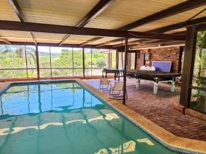 Luxury Vineyard Retreat - The Range