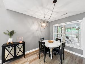 The Paramour comfy home with ground floor bedroom and fenced in yard