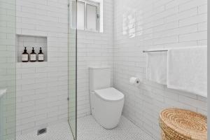 Beautiful 2 Bed Apt Walk 5mins Beach 3mins Village