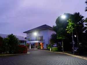 Nava Magnolia Hotel - Padasul