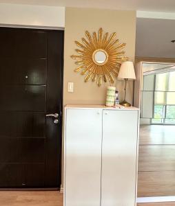 Luxe 2-BR Condo in Avant BGC