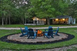 Charming Cottage on 7 acres with Pond - مونتغومري