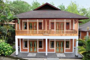 Jambuluwuk Convention Hall & Resort Batu