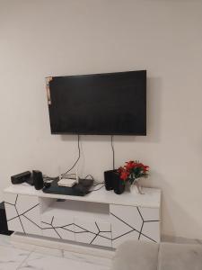 Evapen Hibiscuss Hideaway Homes