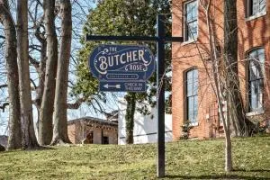 Yoko's Serene Suite in Frankfort - 杰斐逊维尔