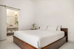 The Ellysian Apartments - Monkey River Town