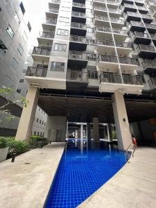1BR with balcony Condotel in MOA Complex, Entertainment City, near NAIA, free wifi, netflix