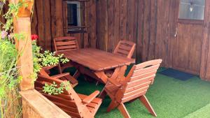 Jacuzzi, Hot Tub, and Sauna Retreat near Hévíz