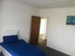 Jeffreys Bay Holiday House - Humansdorp