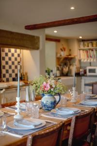 Pitcombe Barn, Bruton