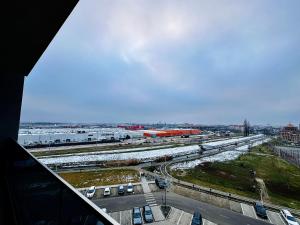 Sarah Apartment Arena