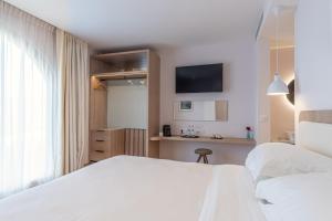 Hotels Auberge La Coste : photos des chambres