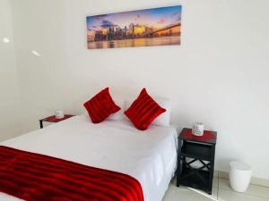 013 Vegas Guest House