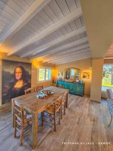 Trifonas village - 卡罗维西