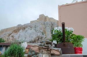 Anafiotika FOS Cycladic Home!