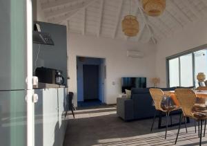 Villa PermaVista in Alleinlage und mit Infinity-Pool auf der Sonnenseite