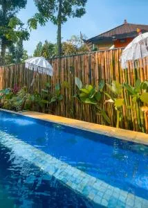 Lovina by Nginapsini - Megamendung