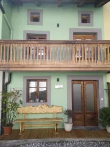 Apartment Bernarda - Entire House - Trnovo ob Soči