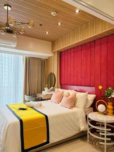 Manila Urban Resort at Azure