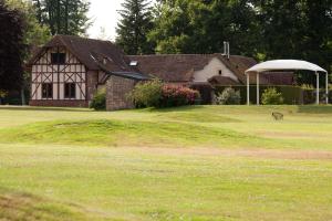 Hotels Le Pavillon De Gouffern : photos des chambres