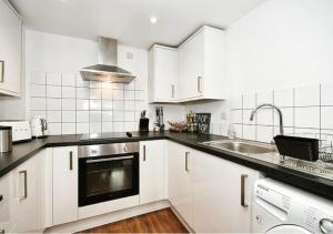 The Igloo Viewoint City Centre Stay & Free Parking