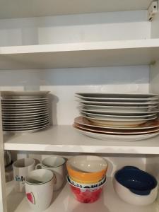 Maisons de vacances Jolie petite Maison, Clim, residence avec piscine a 5mn circuit Paul Ricard : photos des chambres