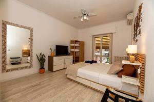 Wood Apartment - Rome Battistini