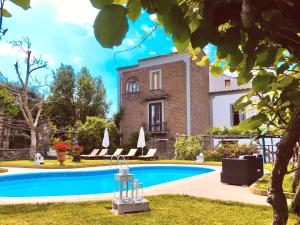 La Dimora: Relax in a lovely garden