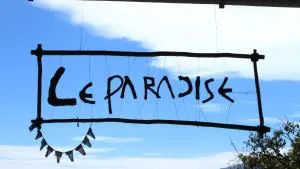 Le Paradise - Pooppara