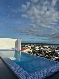 Condo 801 Bernwood Tower