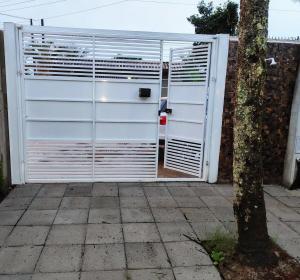 Casa com piscina Boracéia 500m Praia