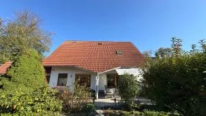 Ferienhaus RENA mit Pool - Hähnichen