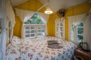 ปางสูงเฮาส์ pangsung house บ้านมินิ เหลือง