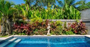 3 Bedroom Villa Mawar walk to Beach Legian