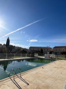 Appartements Appartement T2, 4 personnes, climatise, avec piscine, Village de la Mer : photos des chambres