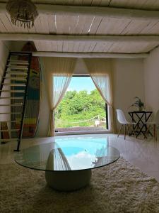 chalet frente al rio con pileta